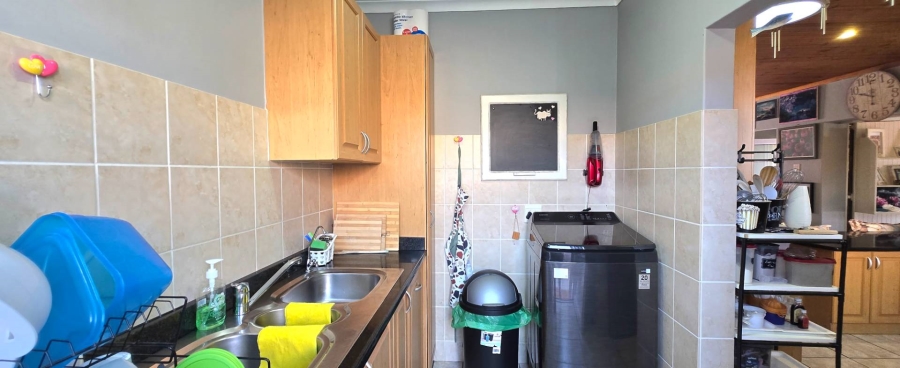 4 Bedroom Property for Sale in Franskraal Western Cape